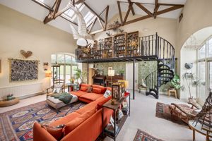 Drawing room- click for photo gallery